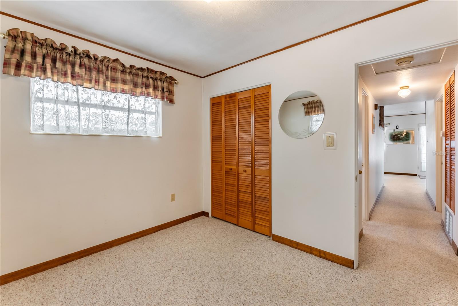 PEACH LAKE MANOR - Residential