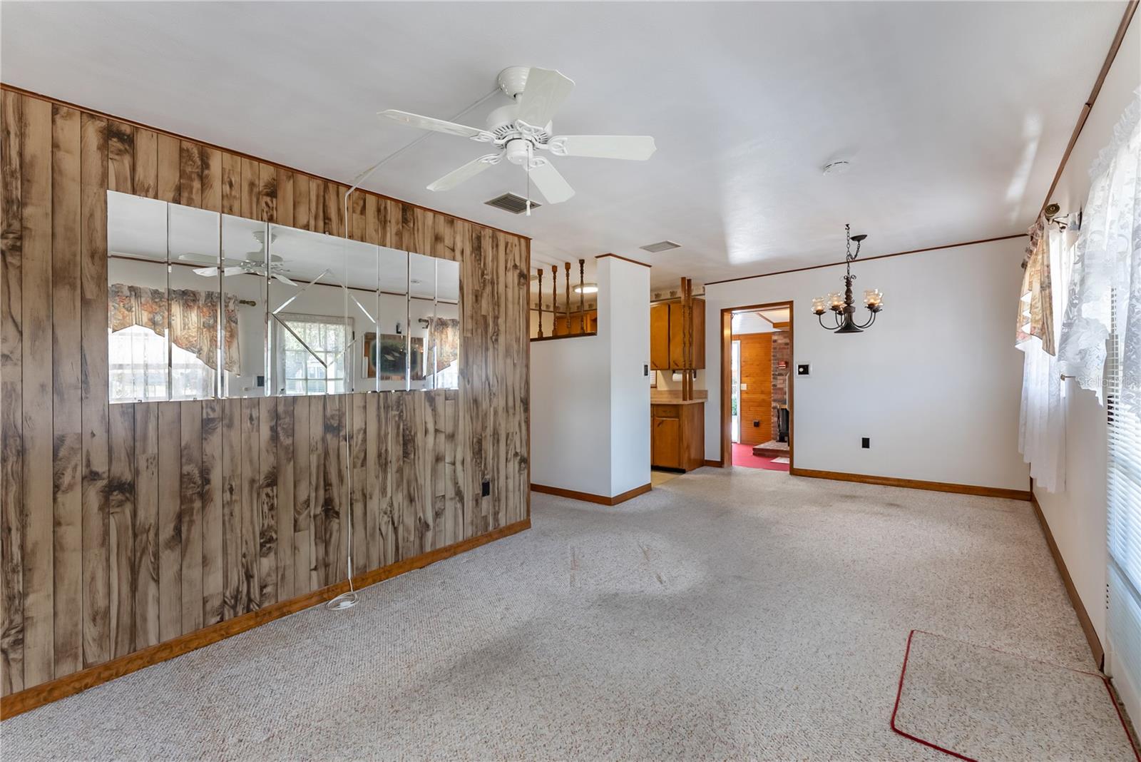 PEACH LAKE MANOR - Residential