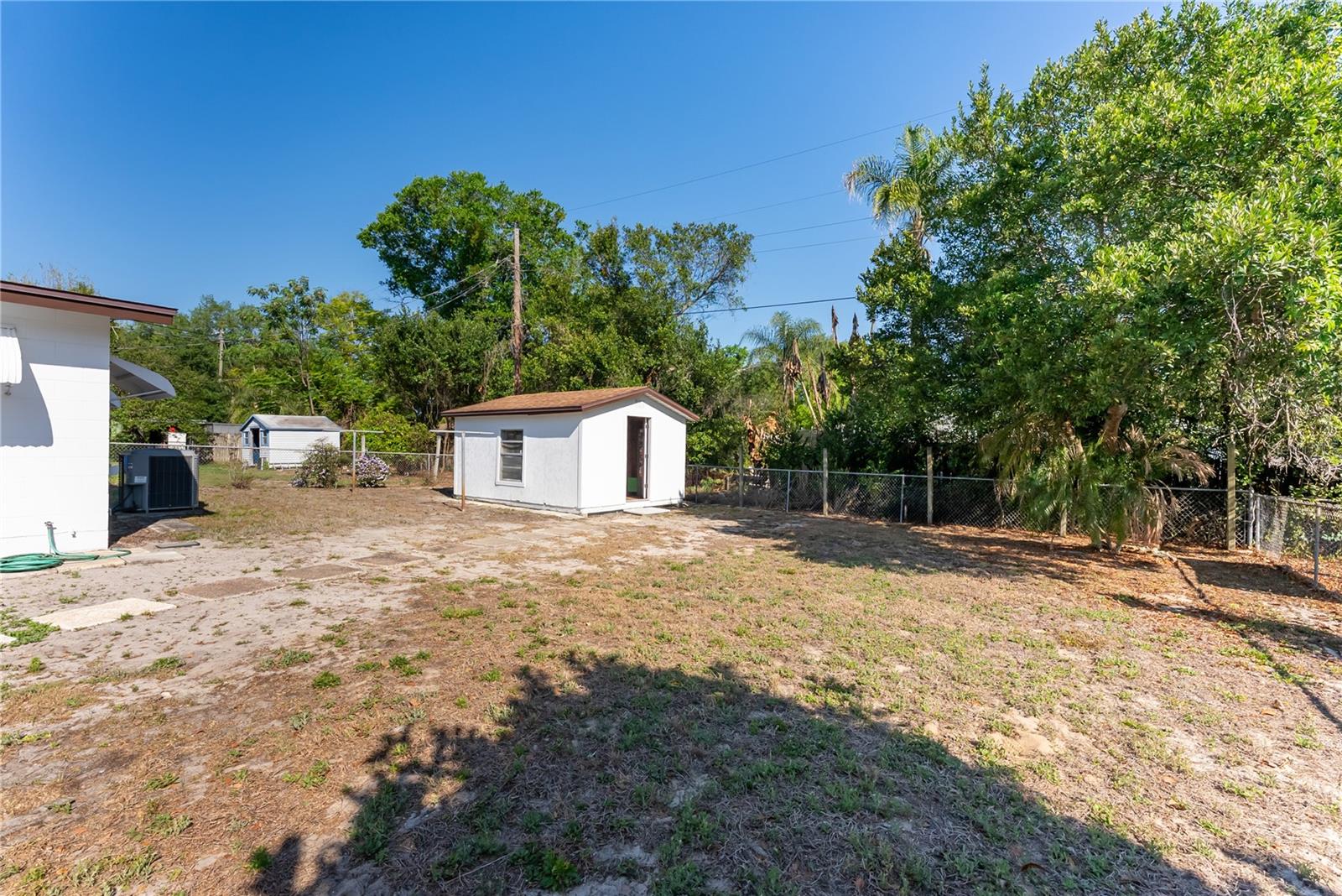 PEACH LAKE MANOR - Residential