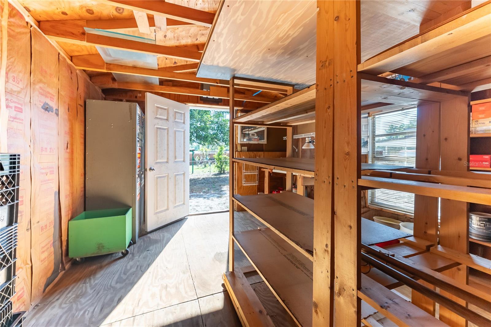 PEACH LAKE MANOR - Residential