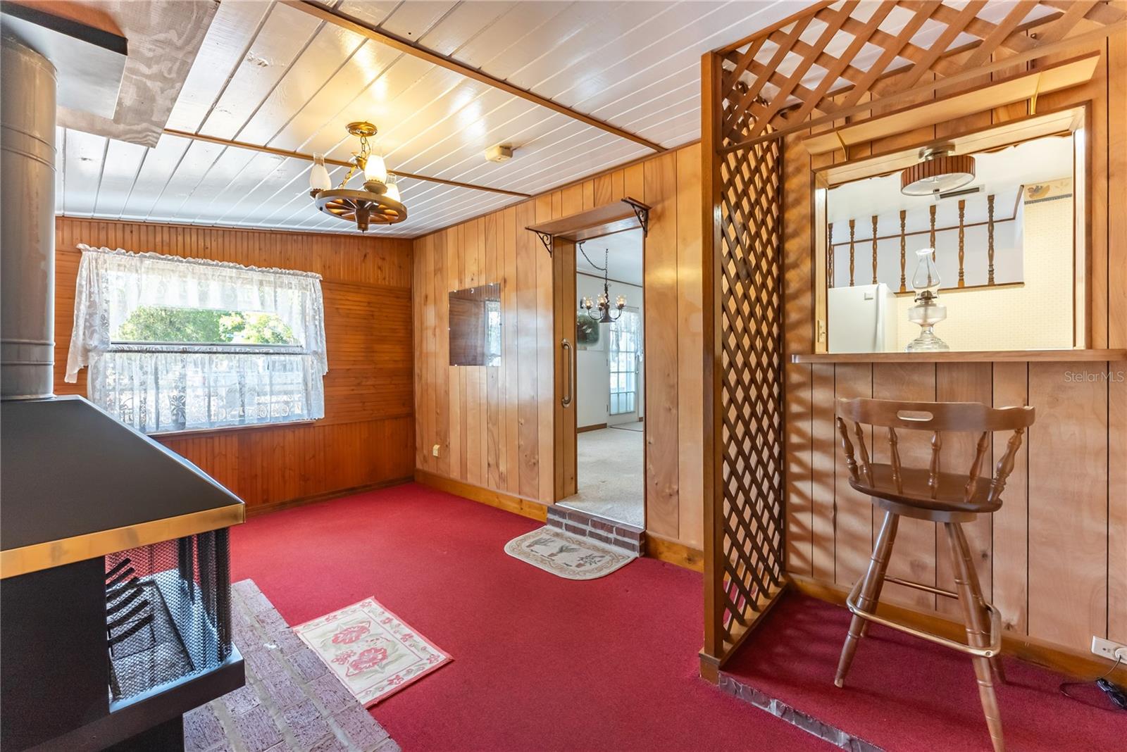 PEACH LAKE MANOR - Residential