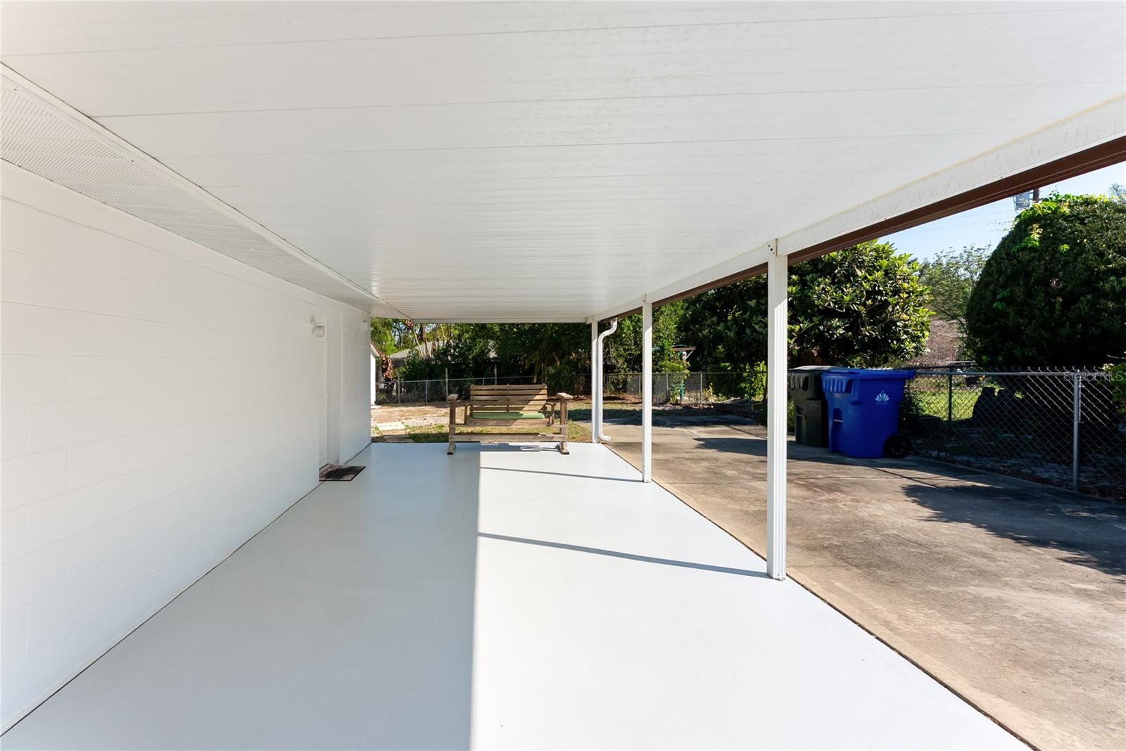 PEACH LAKE MANOR - Residential