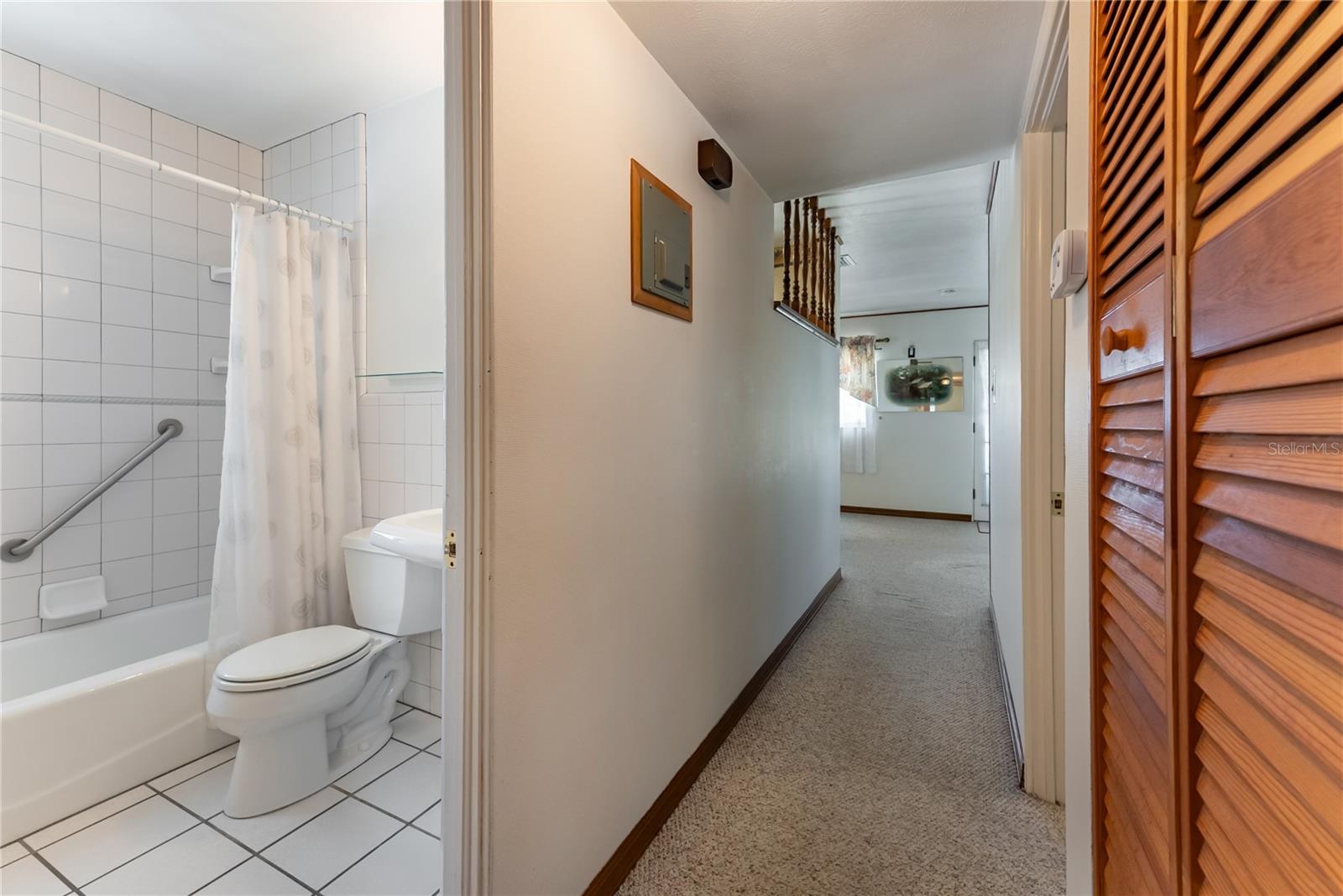 PEACH LAKE MANOR - Residential