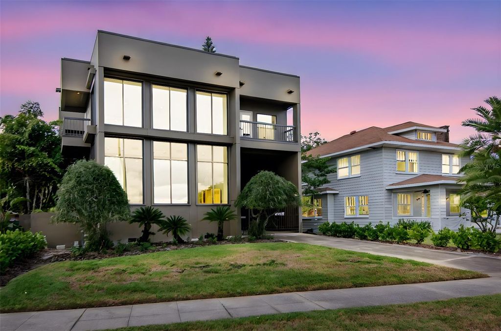 Photo of 825 Bayshore Boulevard #1/2, Tampa, FL 33606 (MLS # TB8460674)