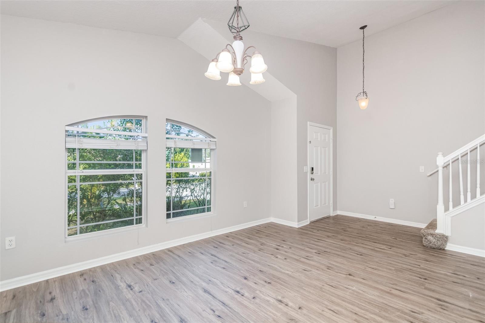 7220 RUNDLEWAY COURT