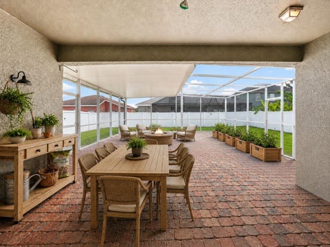 319 19th Street Nw, Ruskin, FL 33570