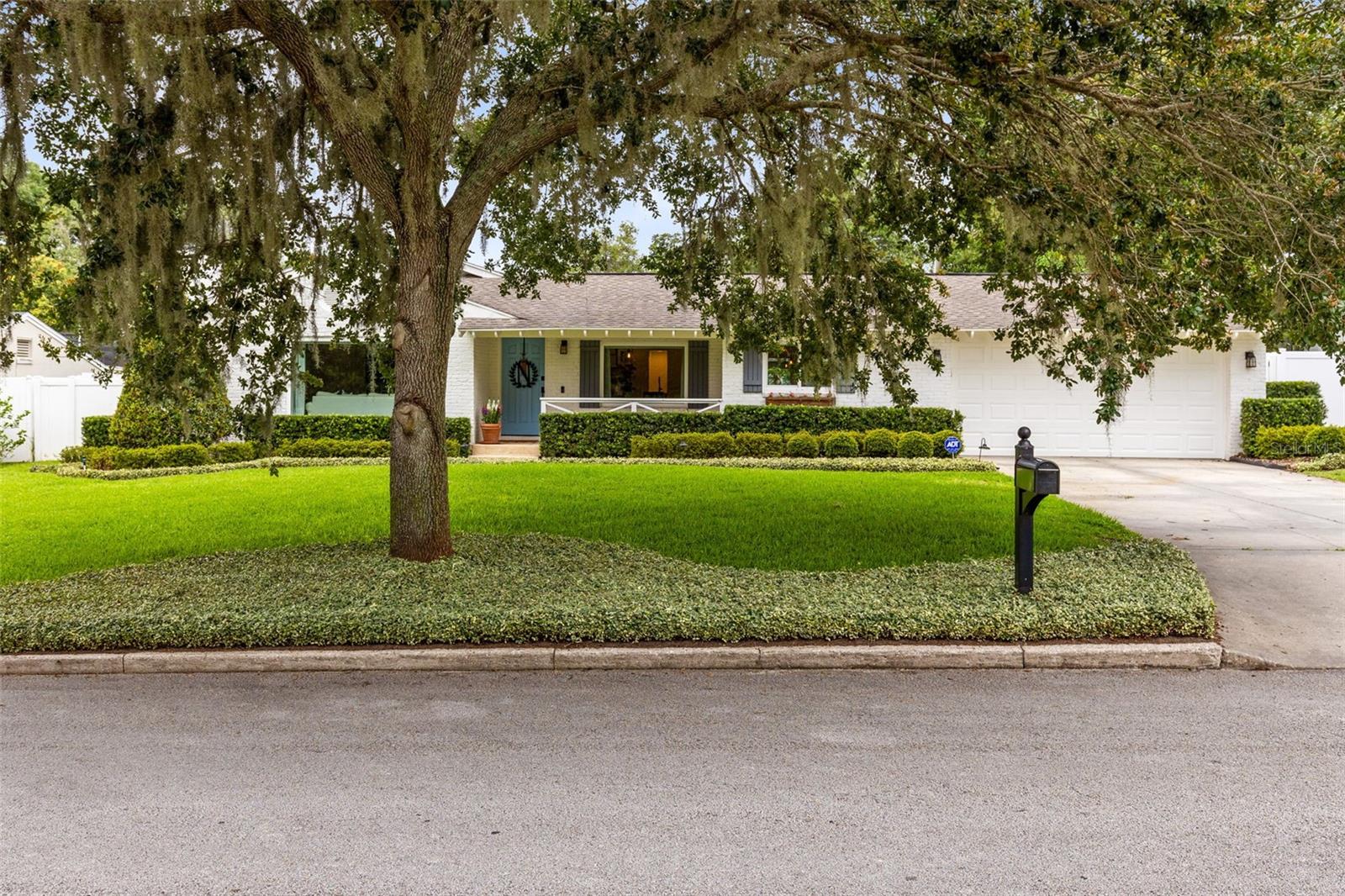 609 LANGHOLM DRIVE
