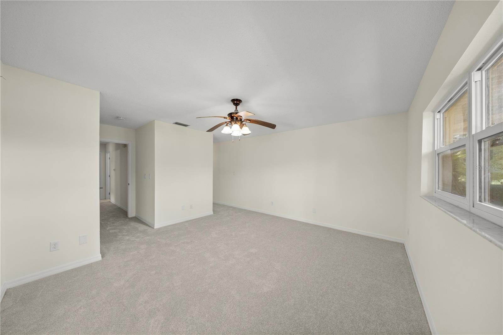 THE BAY VILLAS - Residential