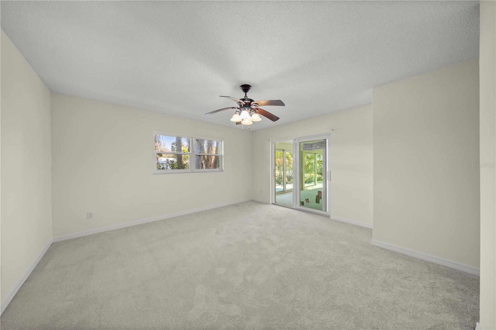 THE BAY VILLAS - Residential