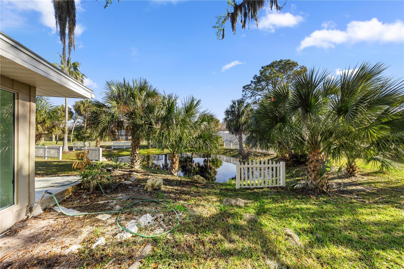 THE BAY VILLAS - Residential