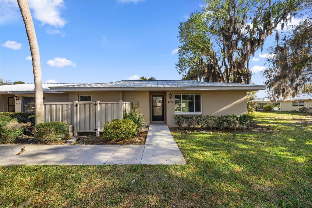 Photo of 1229 N Egret Point #1229, Crystal River, FL 34429 (MLS # OM719789)