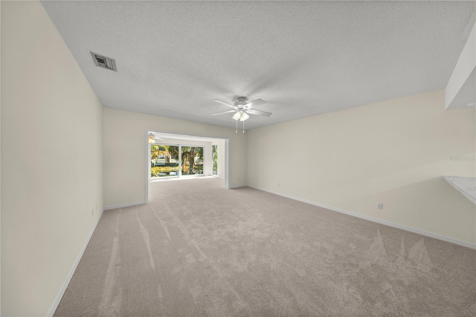 THE BAY VILLAS - Residential