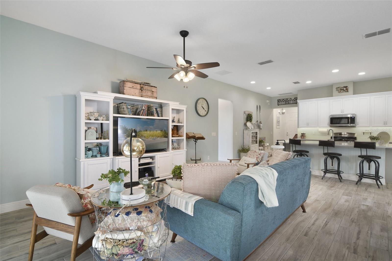 FOUR SEASONS AT ORLANDO PH 1 - Residential