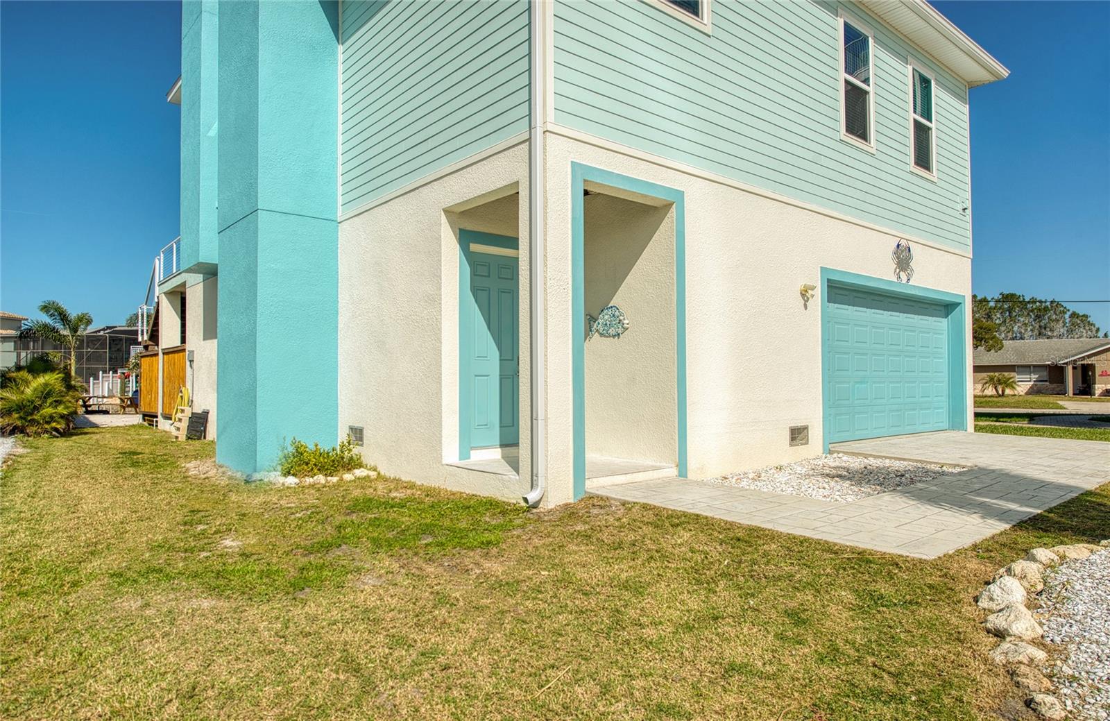 6613 JOSIE LANE