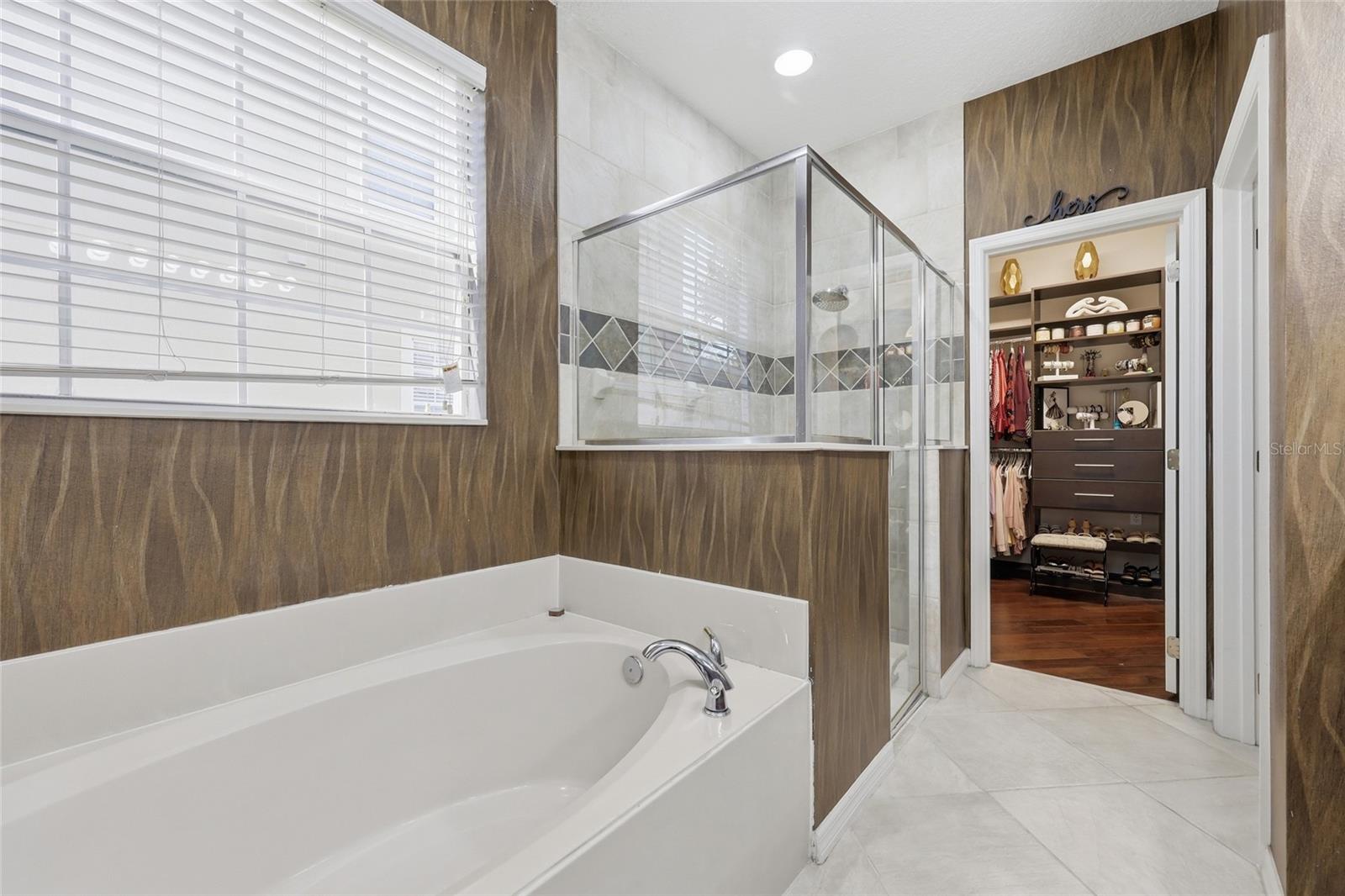 VISTA LAKES N-11 AVON - Residential