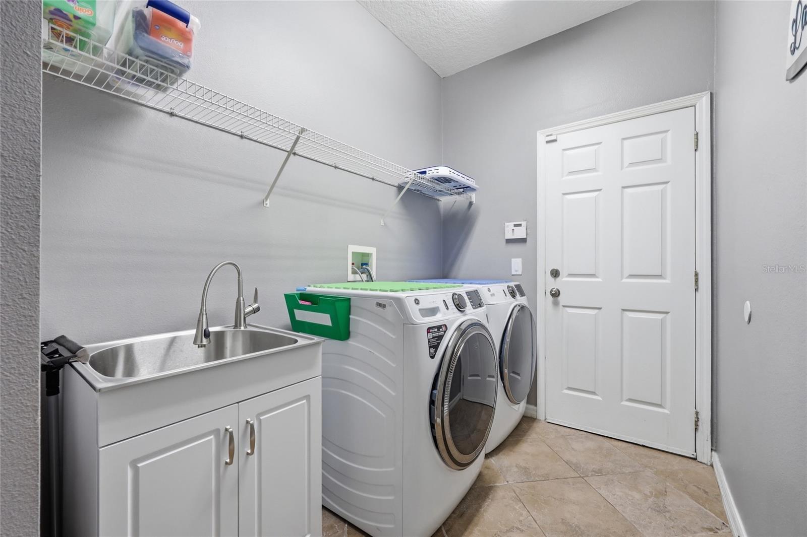 VISTA LAKES N-11 AVON - Residential