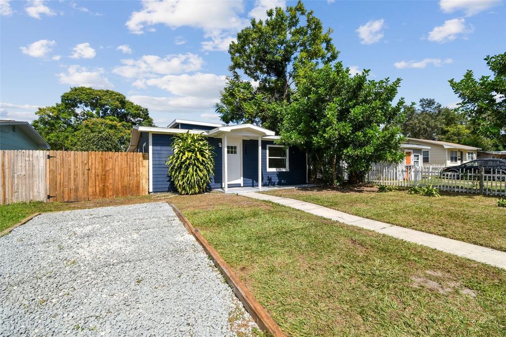 Photo of 4627 20th Avenue S, St Petersburg, FL 33711 (MLS # TB8438831)
