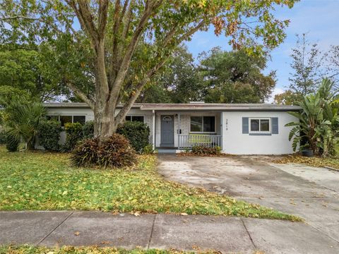 Photo of 2819 Rogan Road, Orlando, FL 32812 (MLS # O6374205)