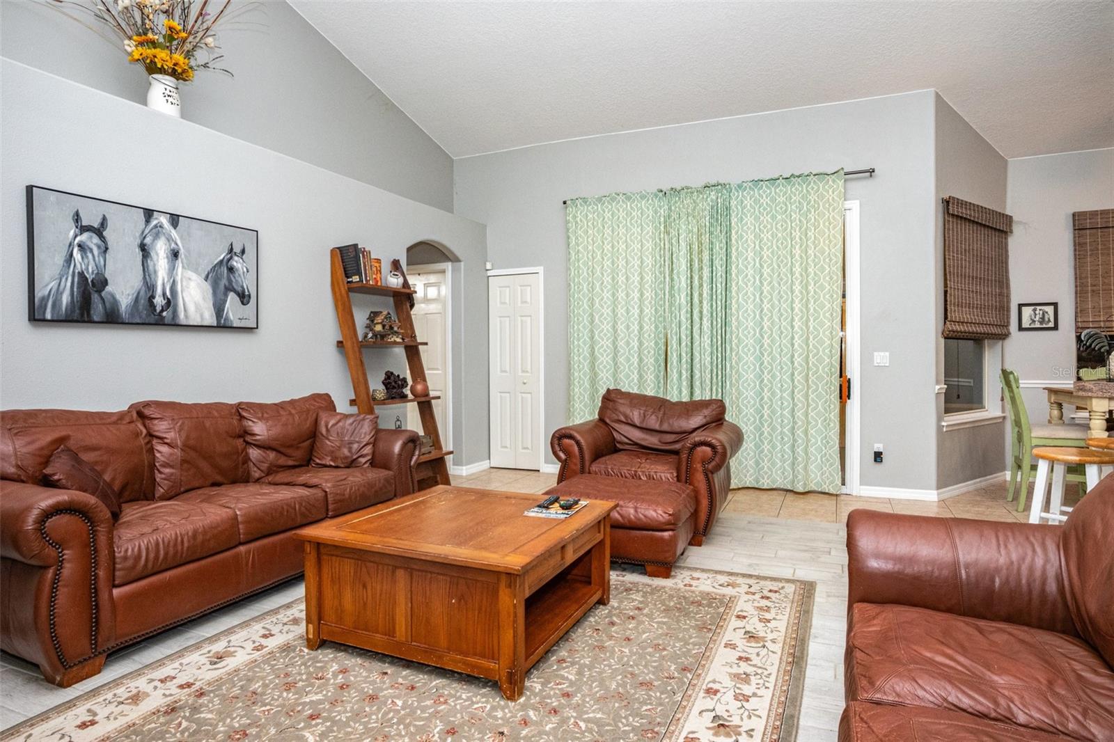 CURRIERS - Residential