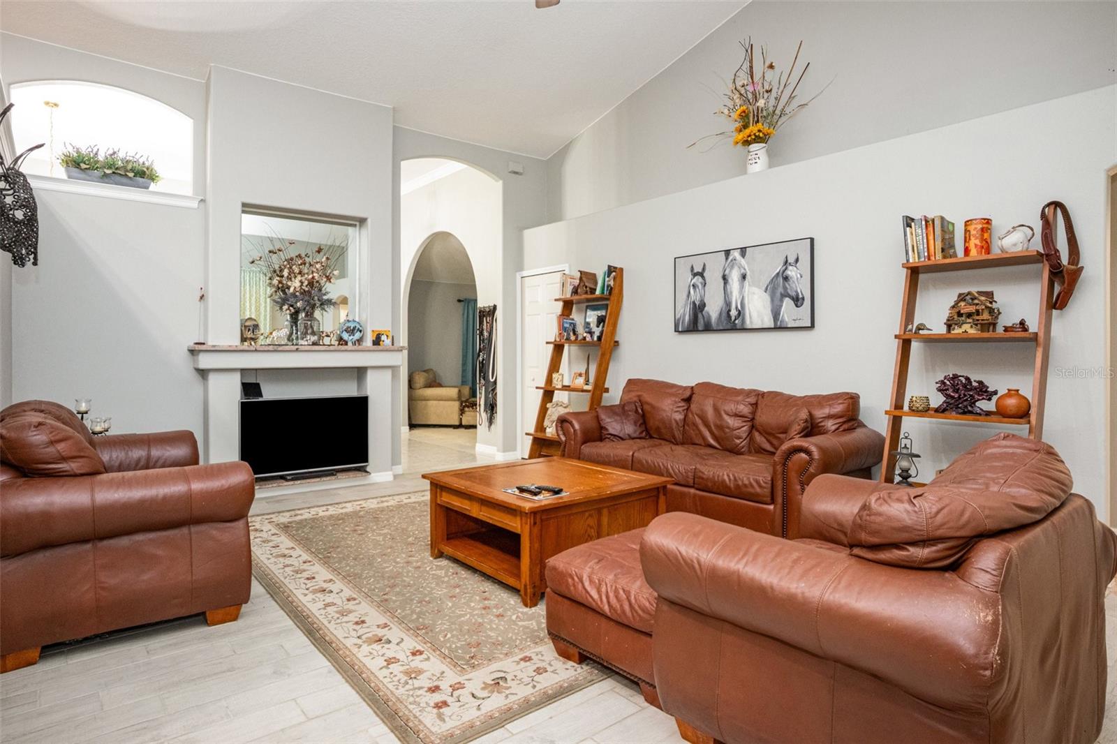 CURRIERS - Residential