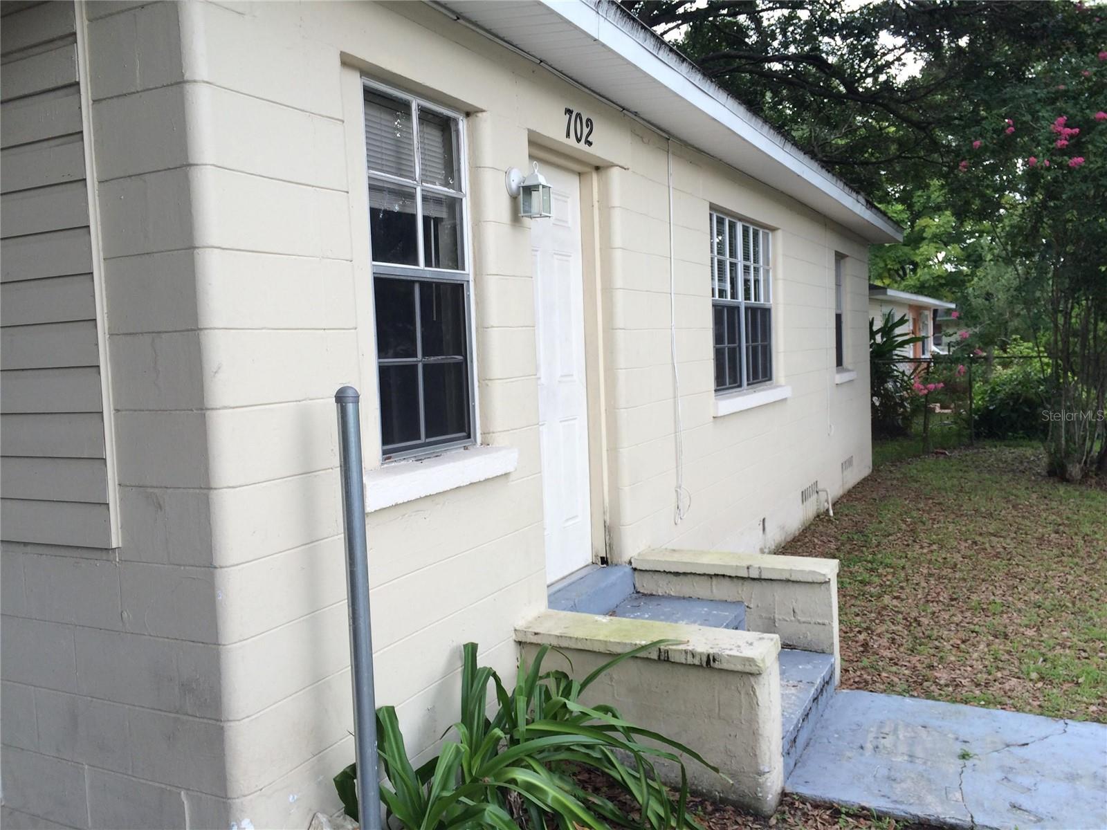 Rent with confidence from a licensed Real Estate Brokerage. We have a quick and simple application process. WE PROUDLY WELCOME ALL PETS. Contact us through this website or call to set up a tour and apply today!
Welcome to this cute 3-bed, 1-bath home! Our spacious layout is perfect for comfortable living. Enjoy the yard to unwind after a long day, enjoy the fresh air, and gather for fun-filled activities.
Approaching the home, you will find a very spacious yard with enough space for chairs to enjoy the outdoors. As you enter the home, you will be greeted with an open floor plan showcasing the living room and kitchen. To the sides of the home are the three bedrooms and the bathroom. Other features include fresh paint.
This company is committed to supporting the guidelines of the U.S. Fair Housing Act (Title VIII of the Civil Rights Act of 1968), as amended, which prohibits discrimination in the sale, rental, and financing of housing transactions because of race, color, religion, sex, handicap, familial status, or national origin. The price to move in ranges from two times to three times the rent, depending on application results. Alabama LLC, CQ1056586.