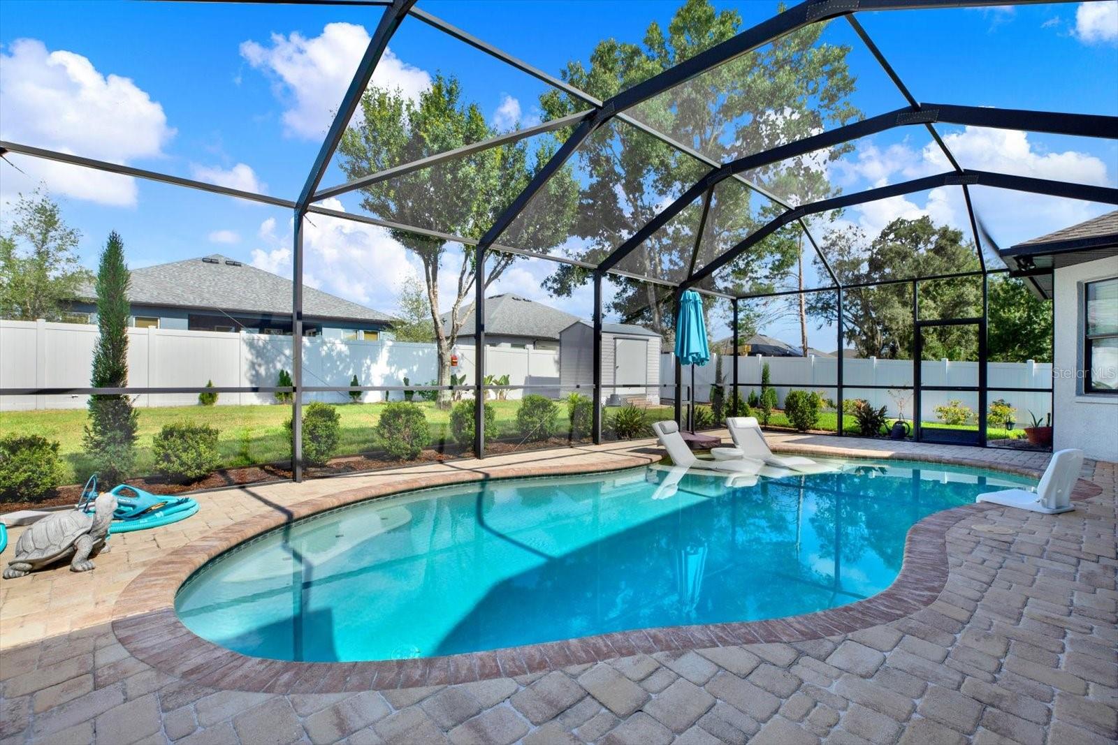 652 TIERRA DRIVE