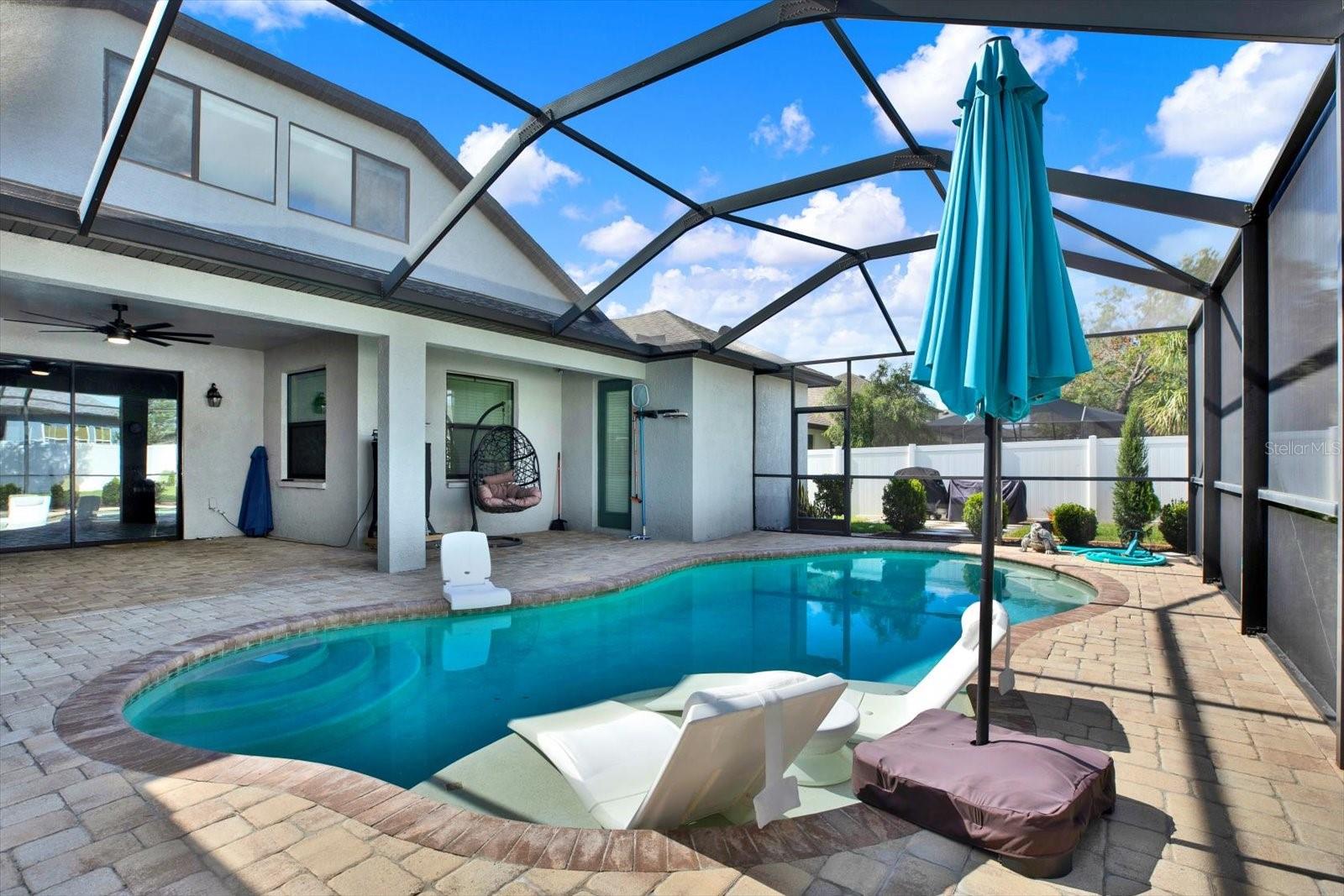 652 TIERRA DRIVE