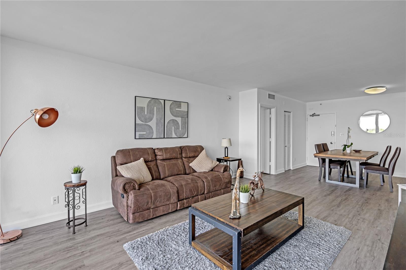 5600 COLLINS AVENUE 6P