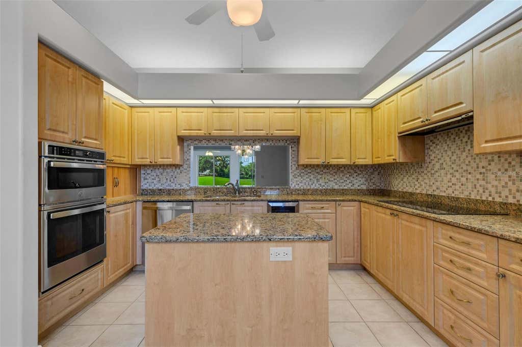 Photo of 4044 Penshurst Park, Sarasota, FL 34235 (MLS # A4703622)