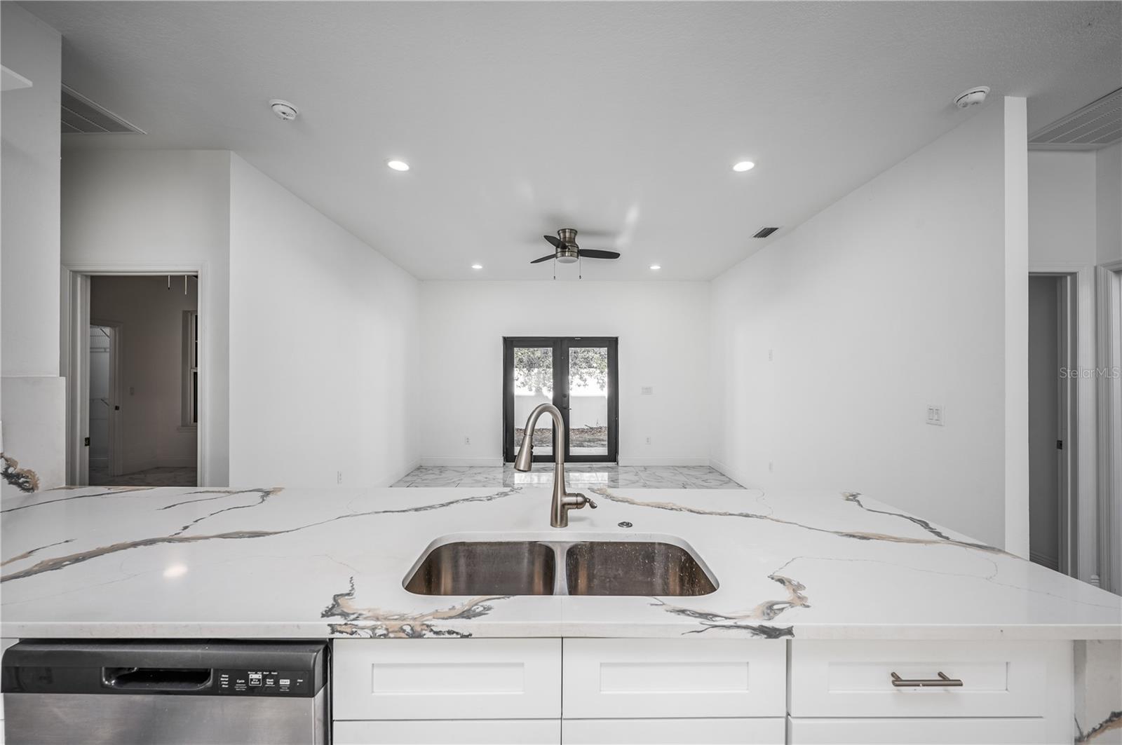 GRANT PARK - Residential