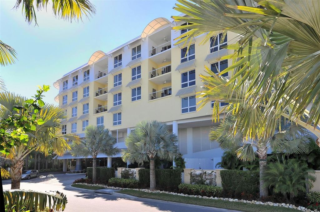 Photo of 915 Seaside Drive #504, Weeks 6-7, Sarasota, FL 34242 (MLS # A4684802)