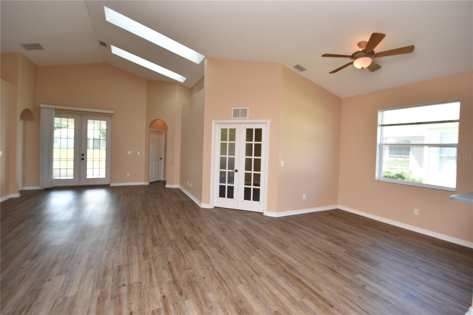 RIVERGATE - Residential Lease