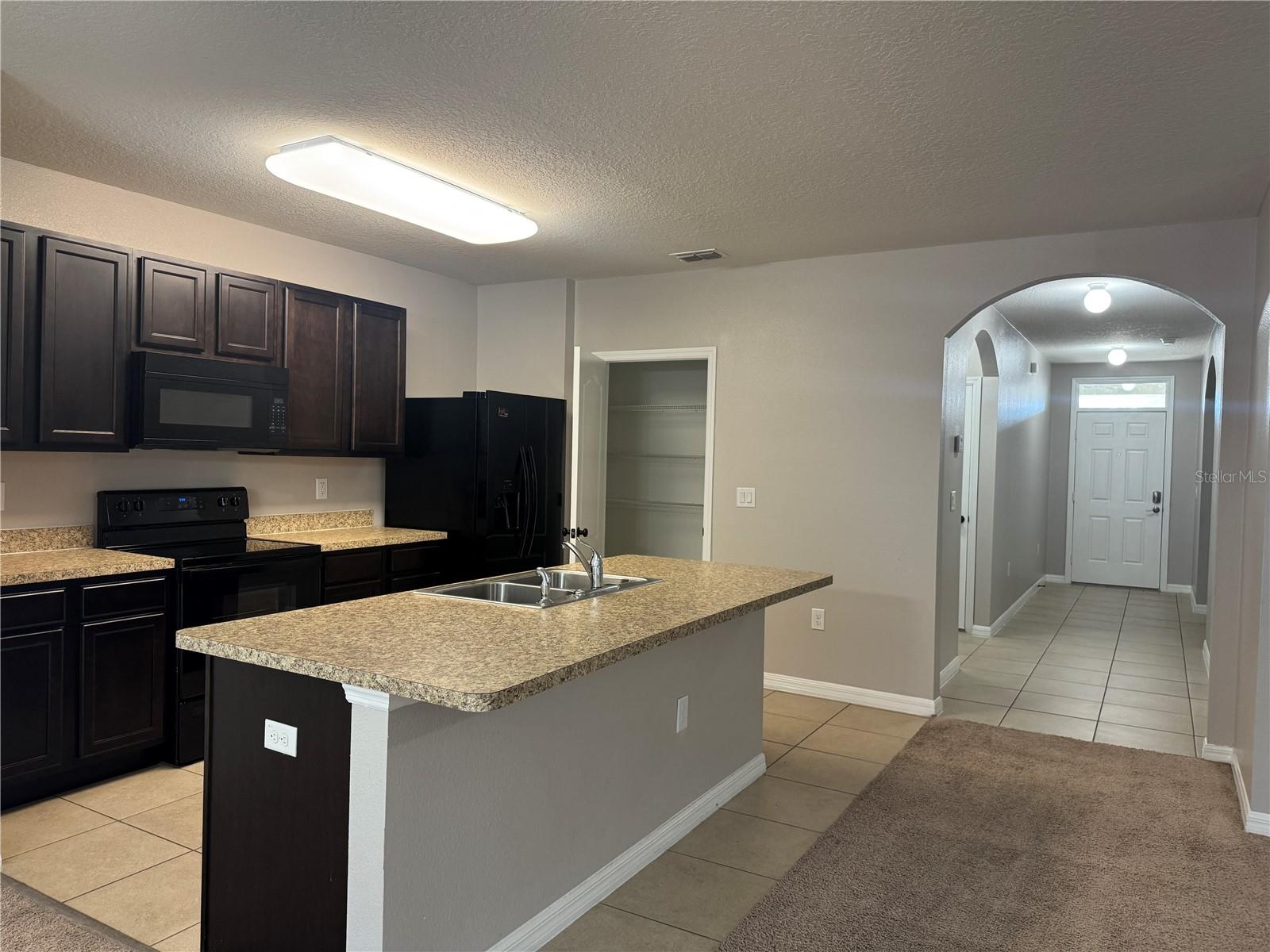 LAKESIDE LANDINGS PH 01 - Residential