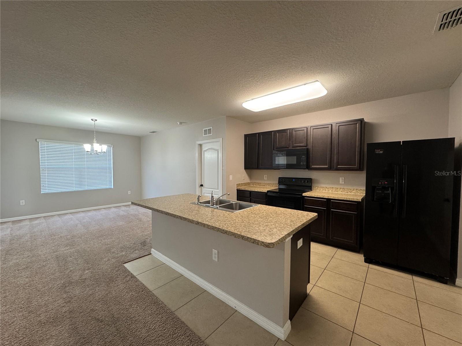 LAKESIDE LANDINGS PH 01 - Residential