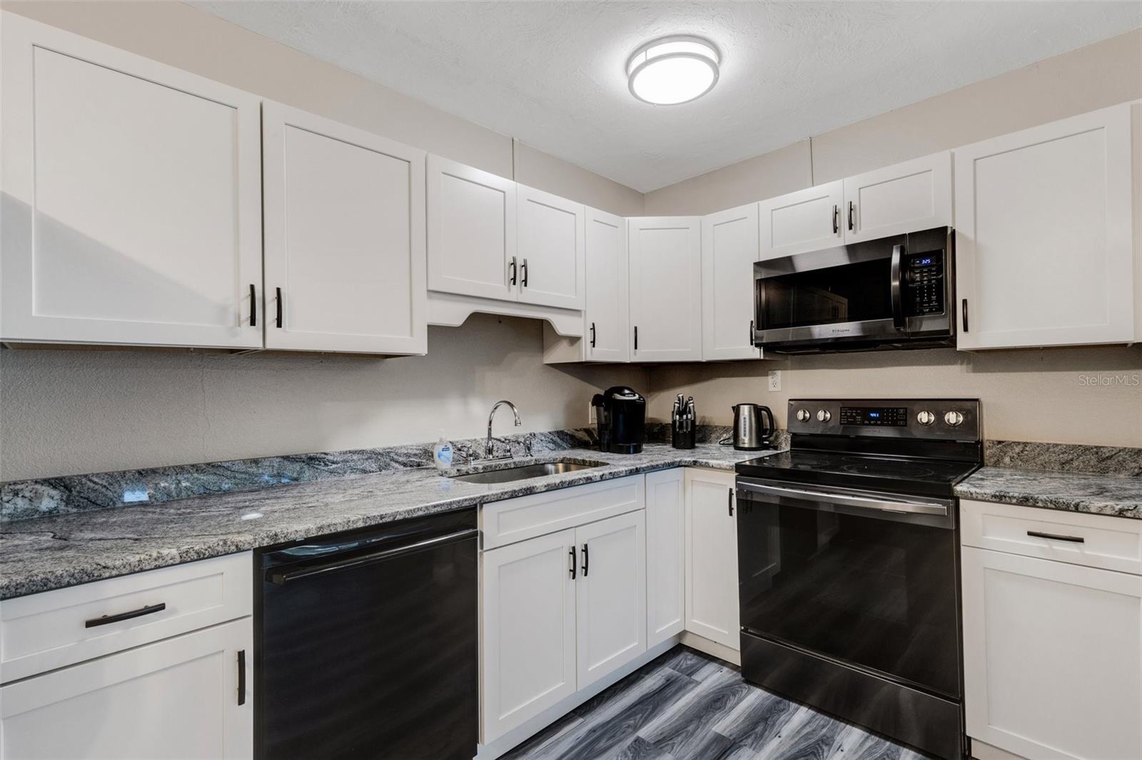 PENNSYLVANIA PARK - Residential