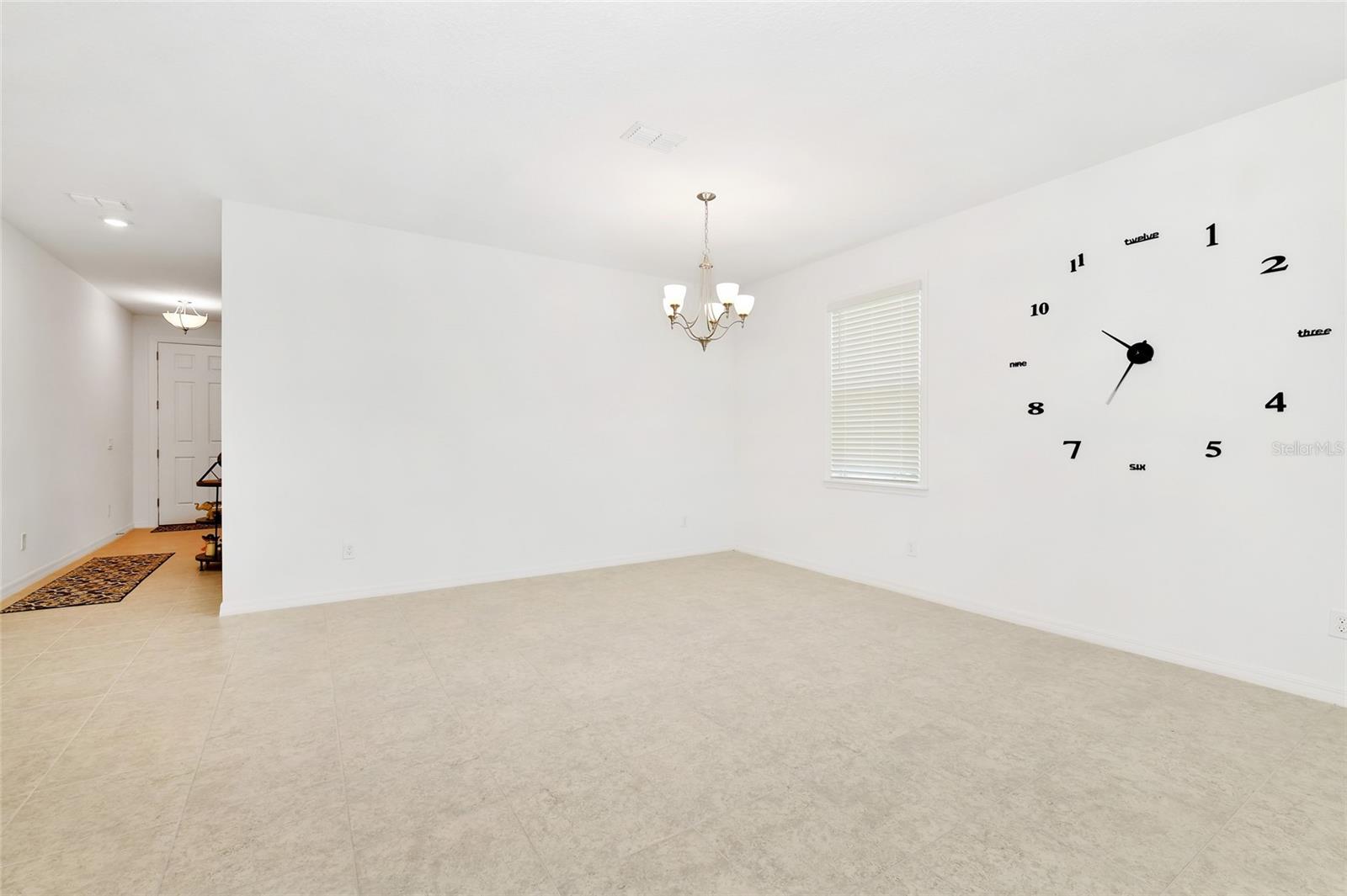 780 LIVESTOCK LOOP