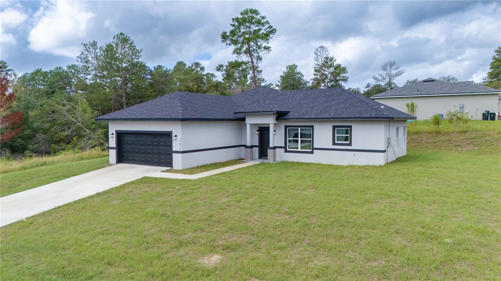 MARION OAKS UN 06 - Residential Lease