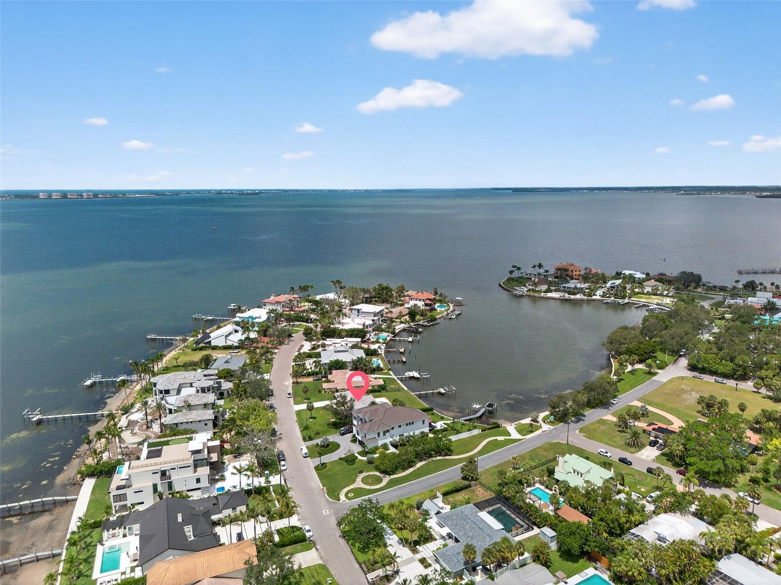 INDIAN BEACH - SAPPHIRE SHORES - Residential