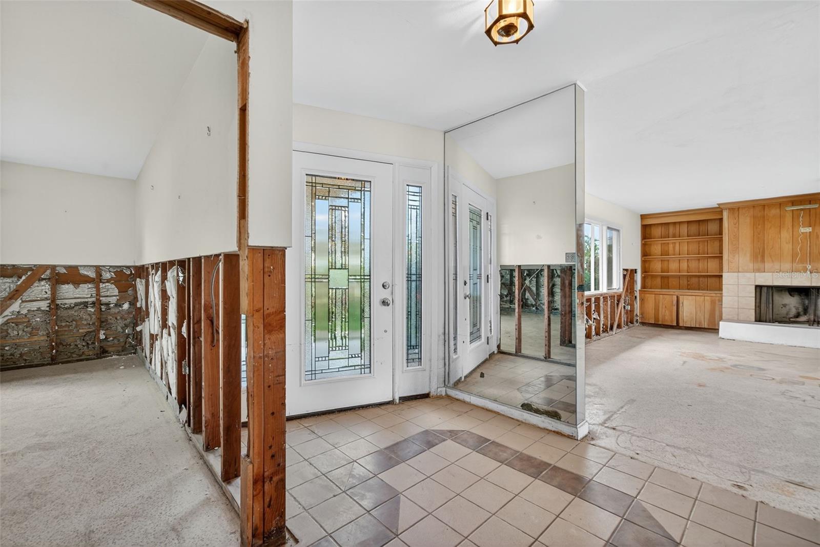 INDIAN BEACH - SAPPHIRE SHORES - Residential