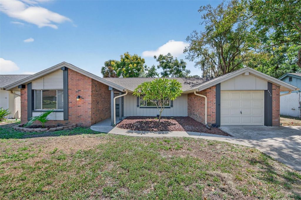 Photo of 8510 Wagon Wheel Lane, Hudson, FL 34667 (MLS # W7879542)