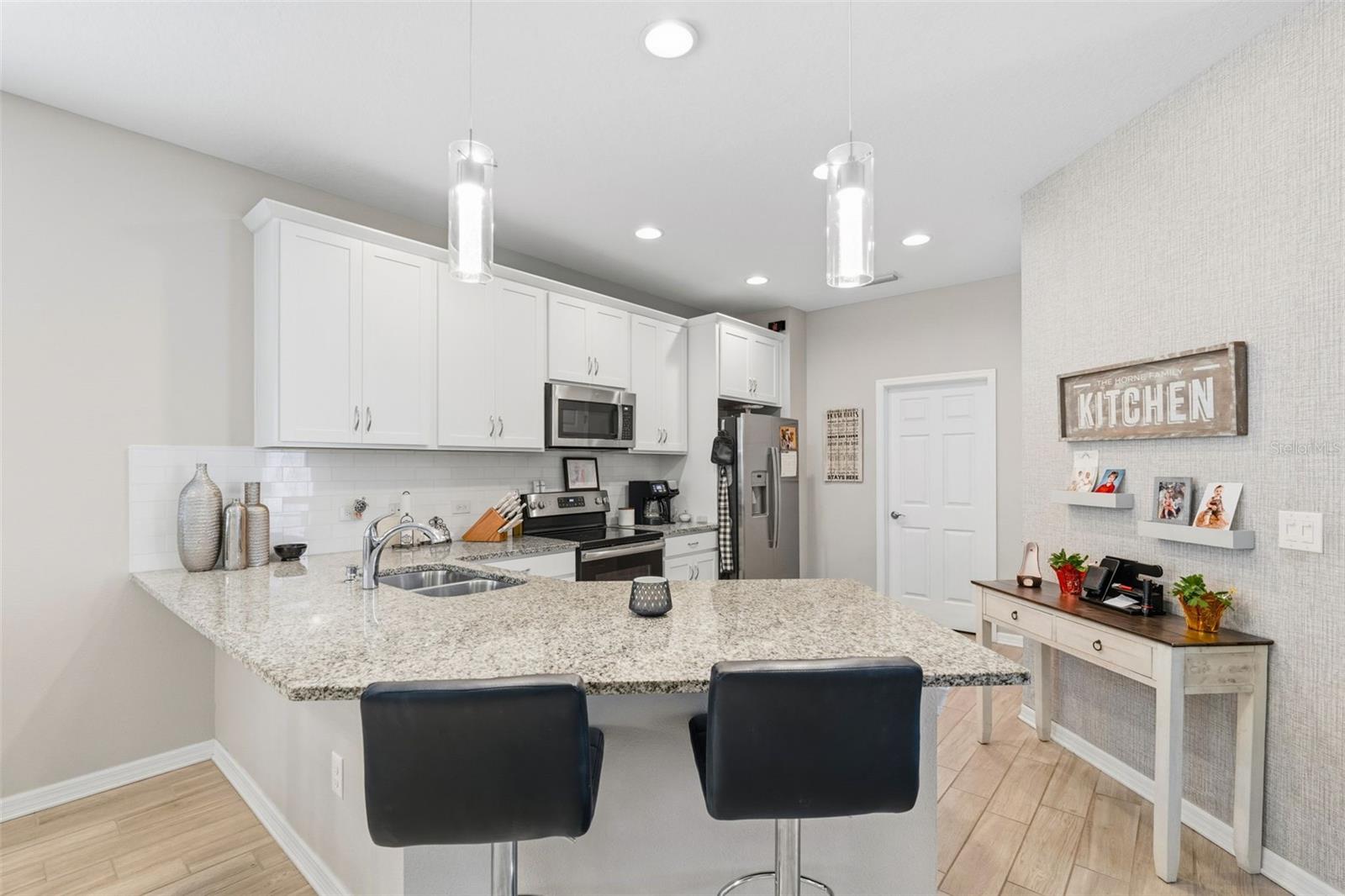 AMBERLY PH I - Residential