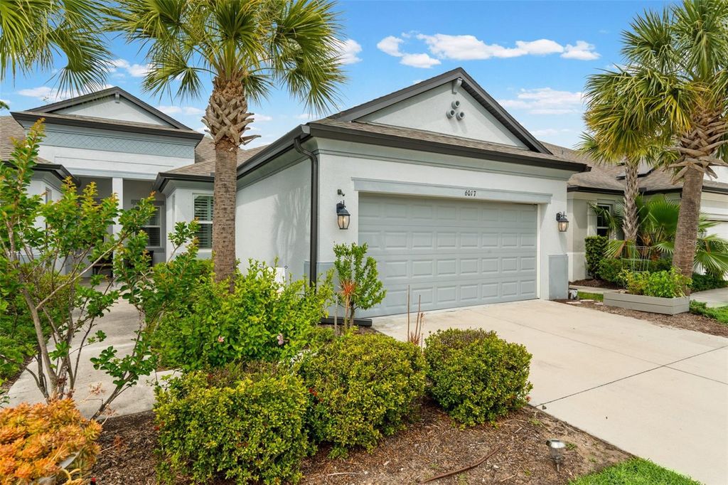 Photo of 6017 Amberly Drive, Bradenton, FL 34208 (MLS # A4688764)