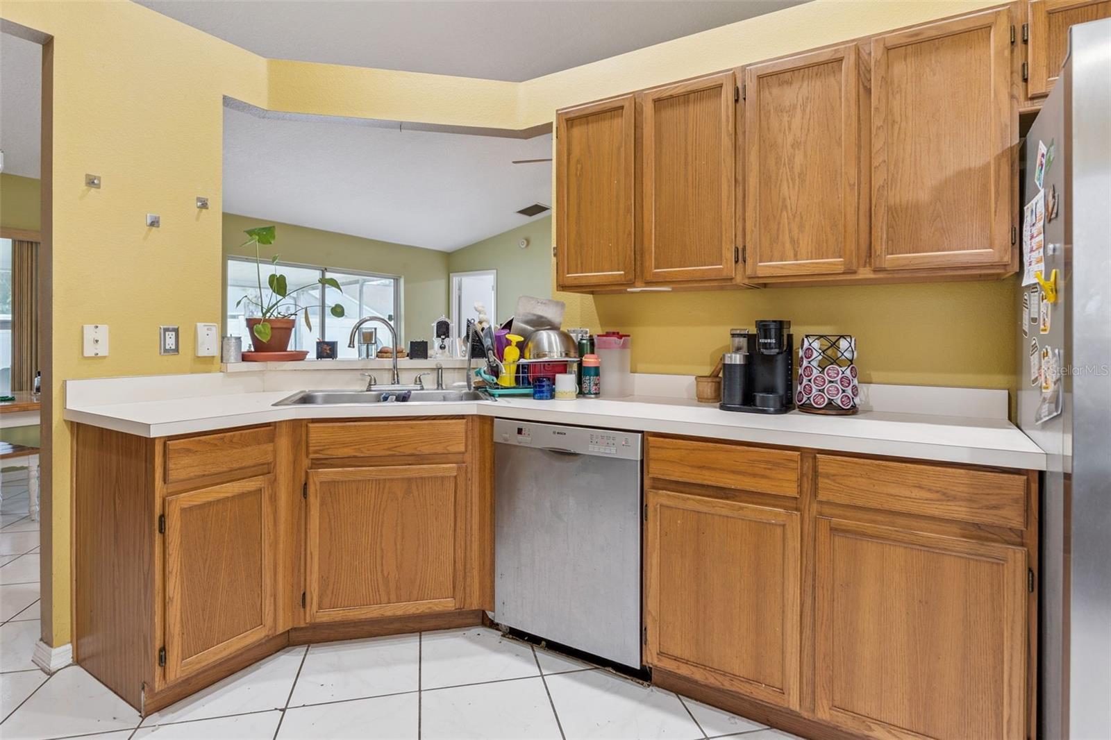 WESTRIDGE VILLAGE - Residential