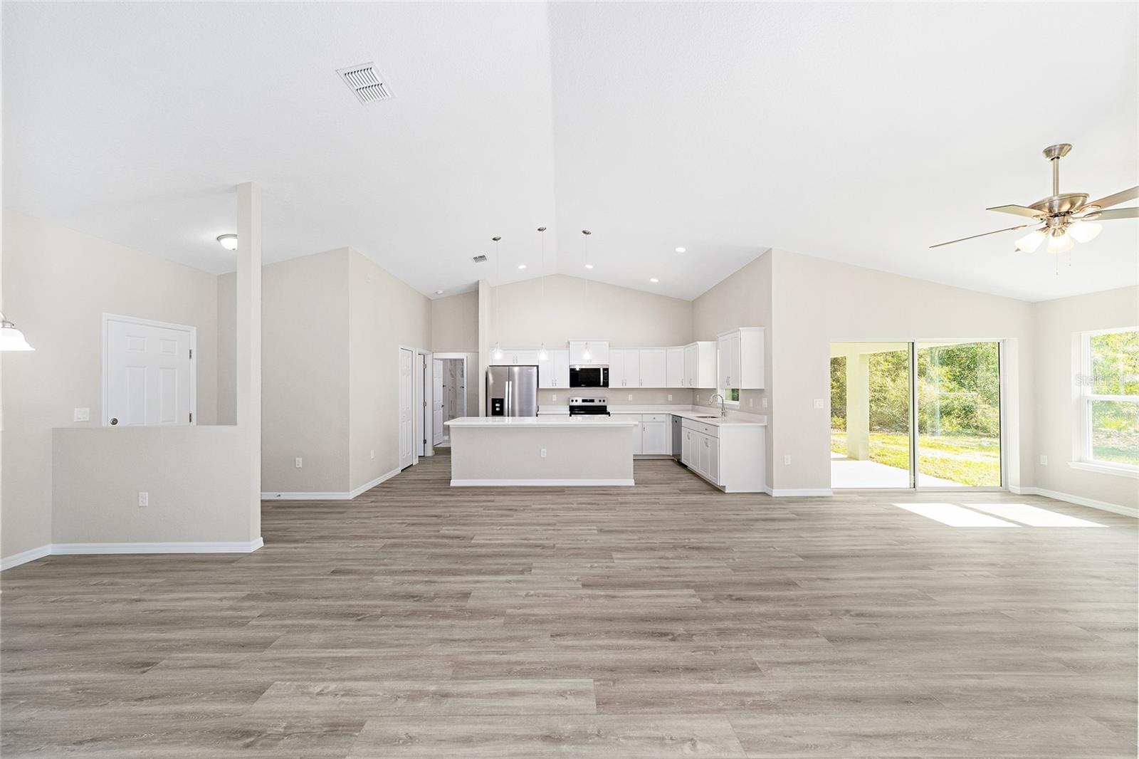 ROLLING HILLS UN 01 - Residential