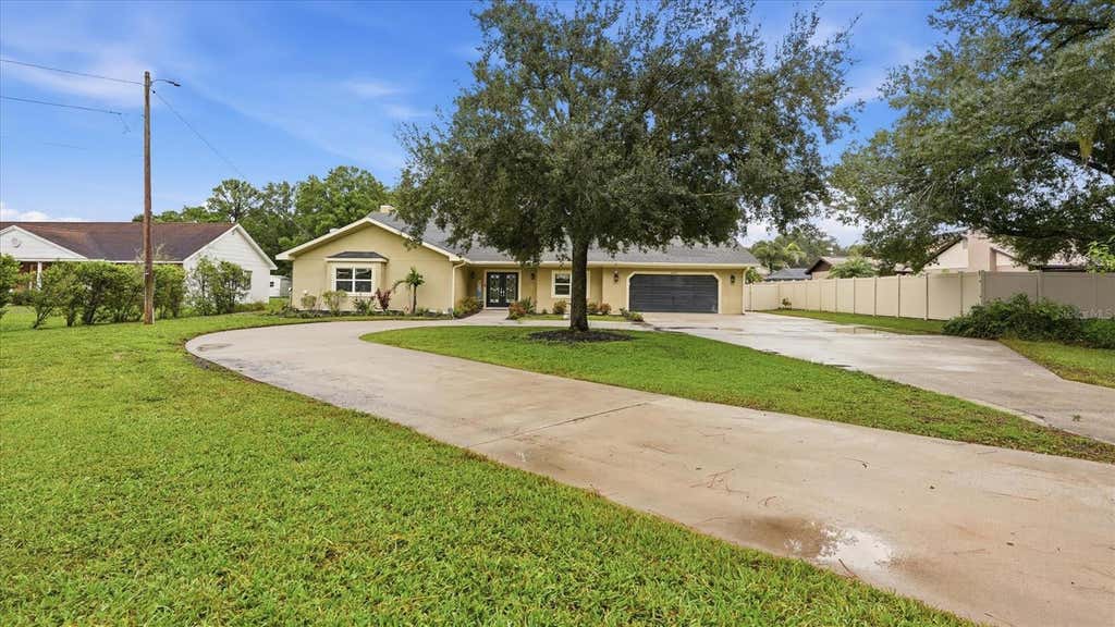 Photo of 15127 Pennington Road, Tampa, FL 33624 (MLS # TB8536237)