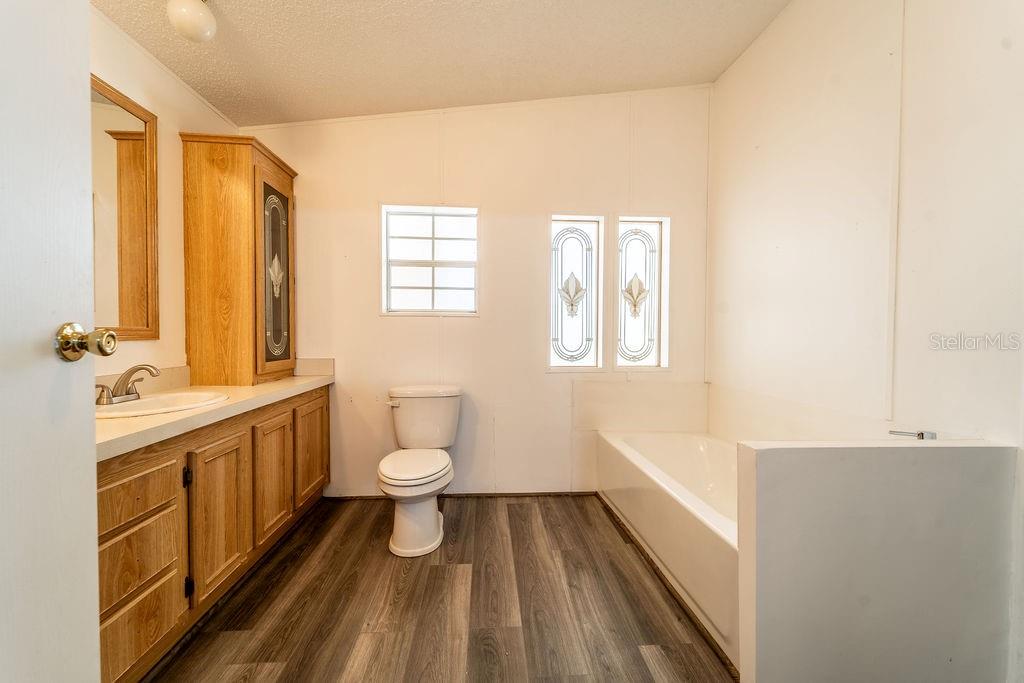 DOMINGO ACOSTA GRANT - Residential