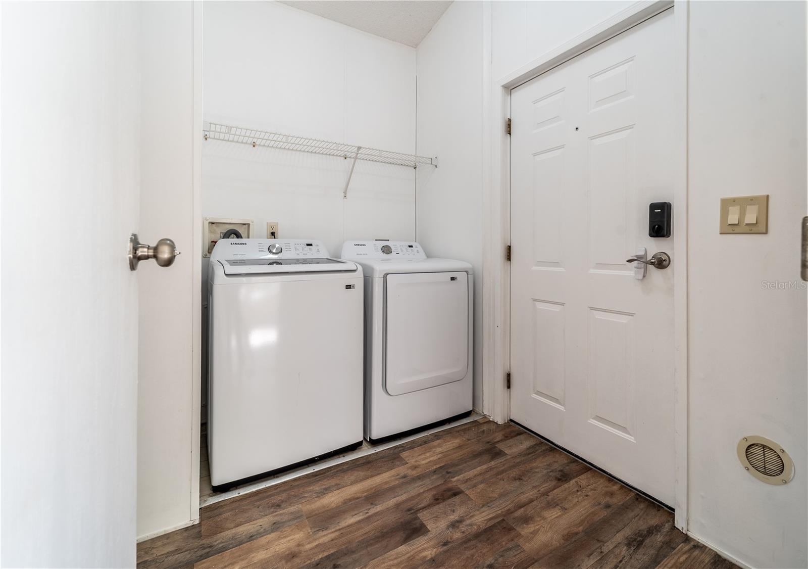 DOMINGO ACOSTA GRANT - Residential