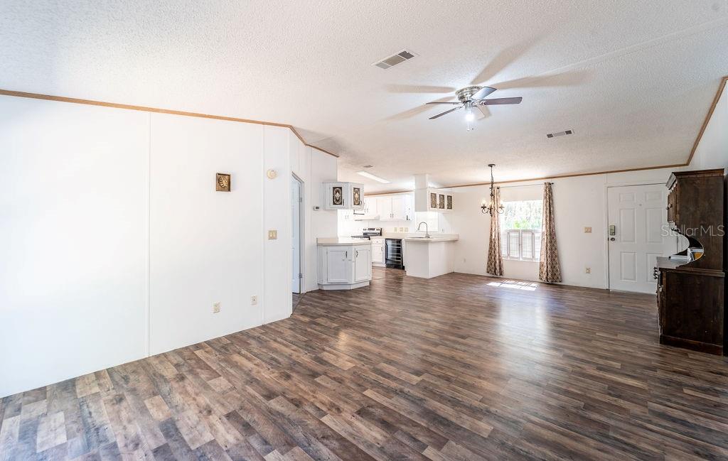 DOMINGO ACOSTA GRANT - Residential