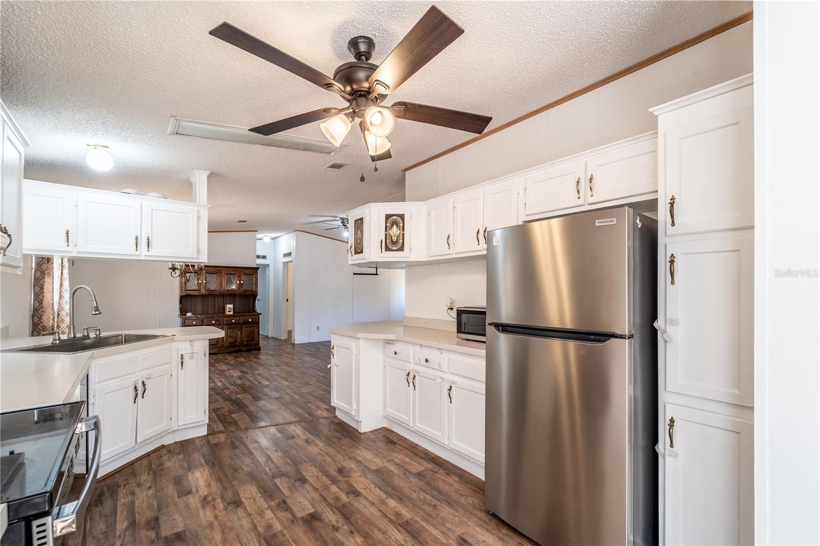 DOMINGO ACOSTA GRANT - Residential