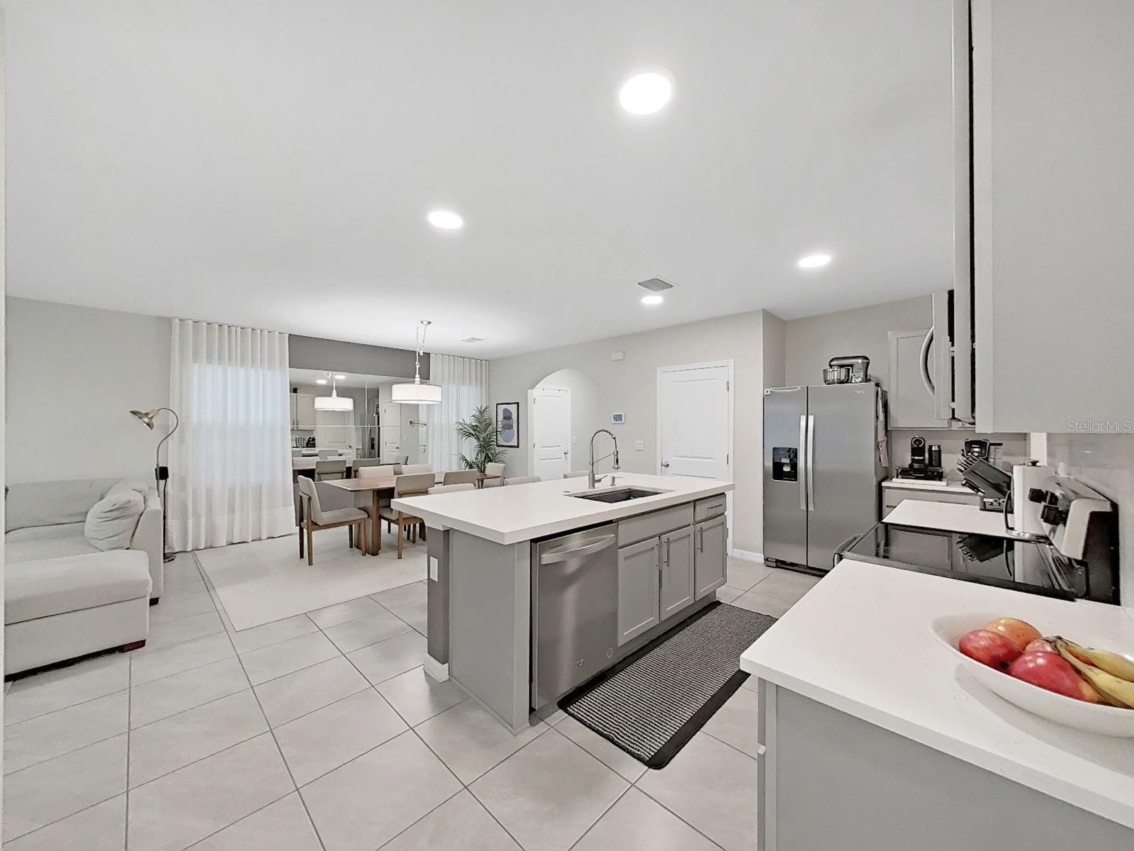 ASHBERRY VILLAGE PH 1 - Residential Lease